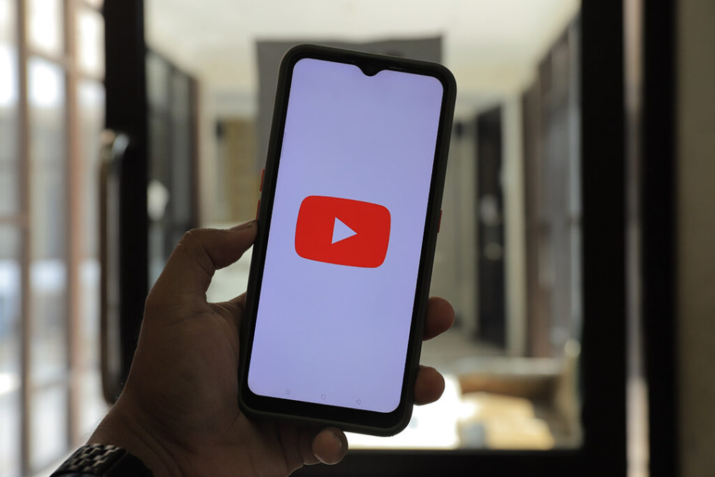 How Does the YouTube Algorithm Work