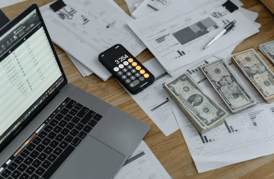 Common Stocks and Uncommon Profits